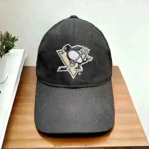 Pittsburgh Penguins NHL Miller Lite size medium/large fitted baseball hat